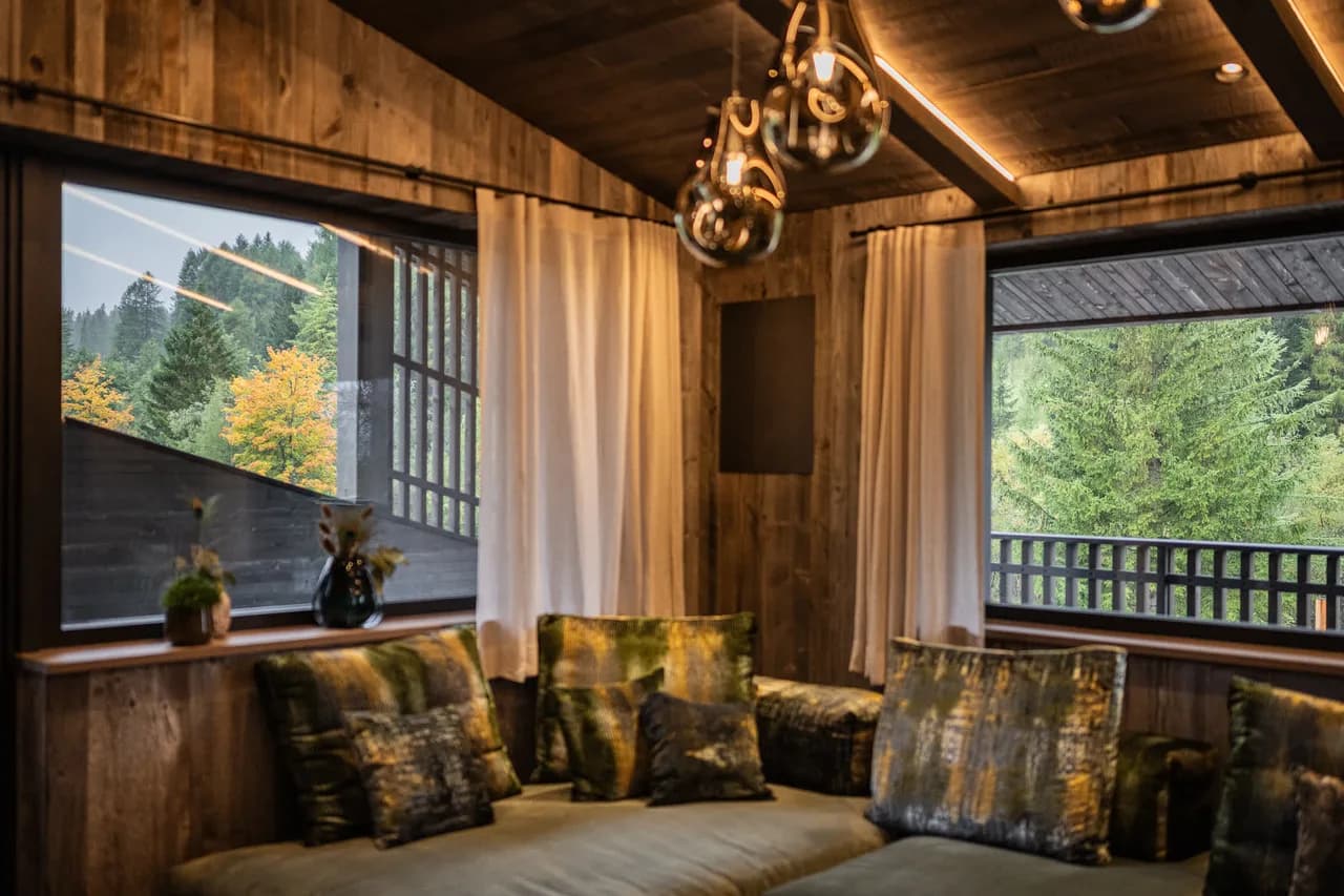 Luxury Mountain Chalet With Private Spa photo 4
