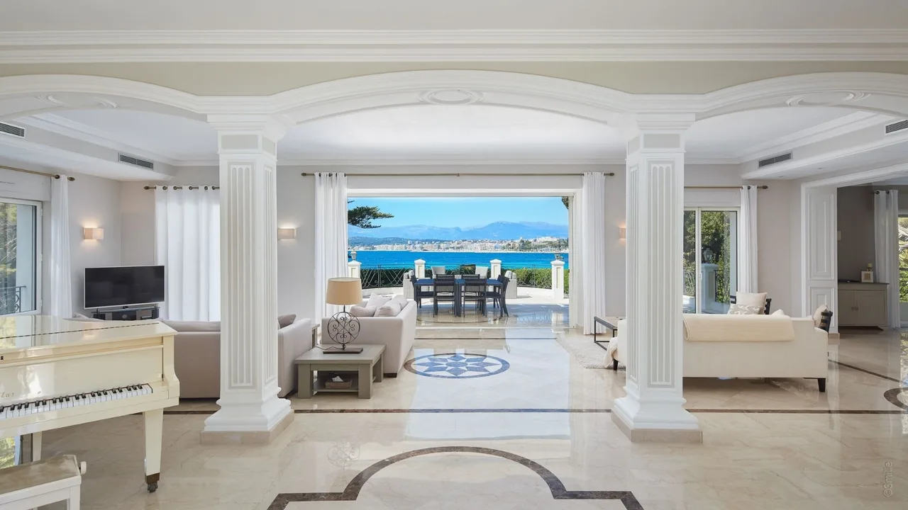 Prestigious Cap d'Antibes Retreat photo 2