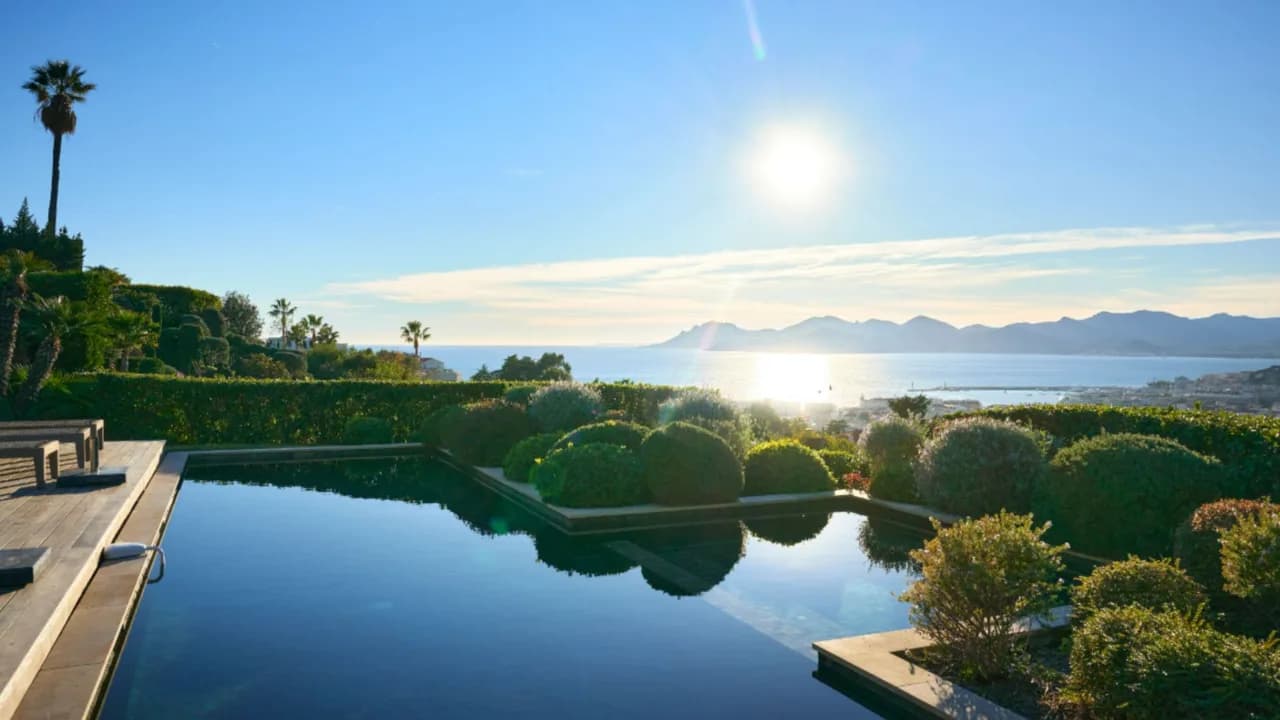 Glamorous Stay Near Cannes Beaches photo 4