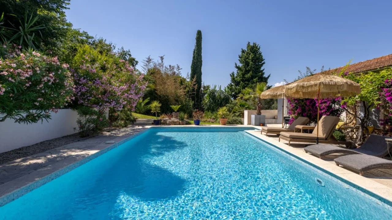 Charming Provencal Villa With Views photo 4