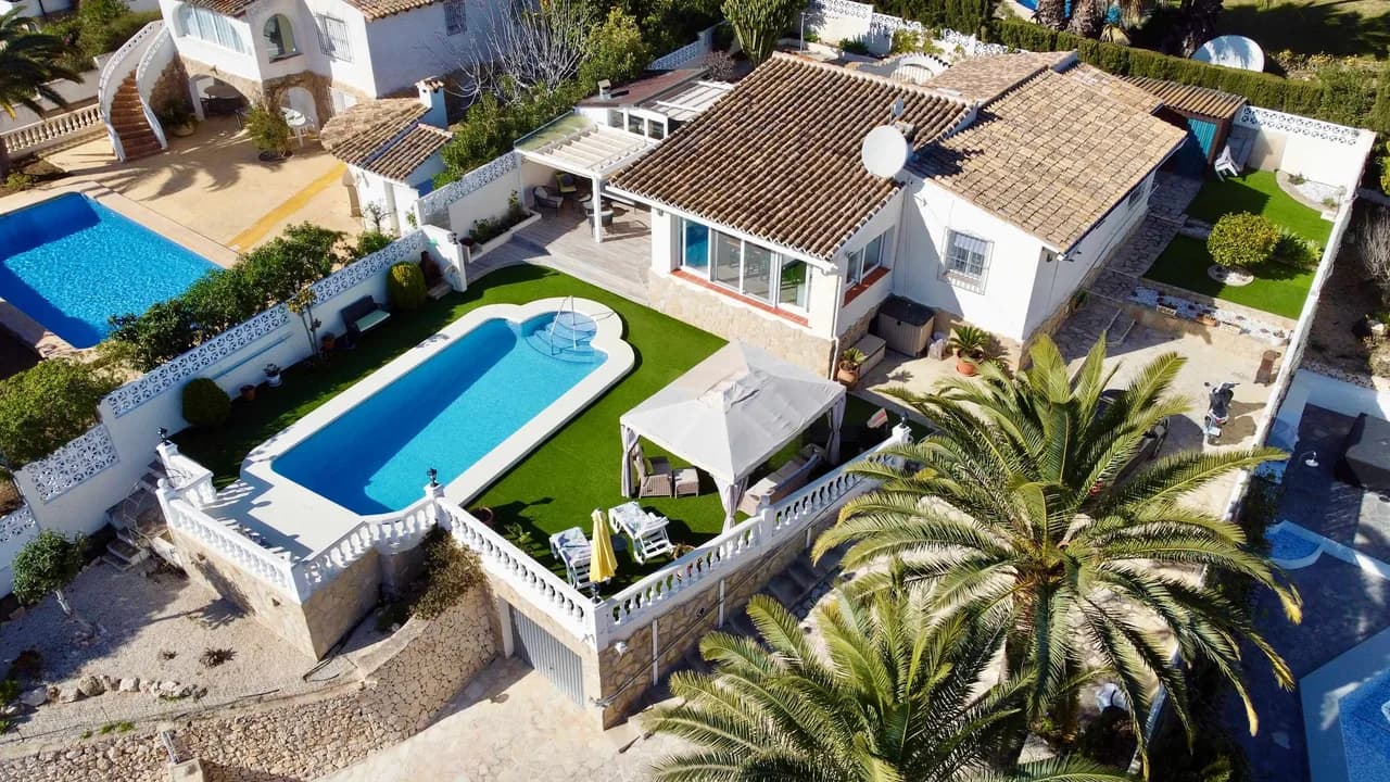Air-Conditioned Villa with Pool in Moraira, Costa Blanca