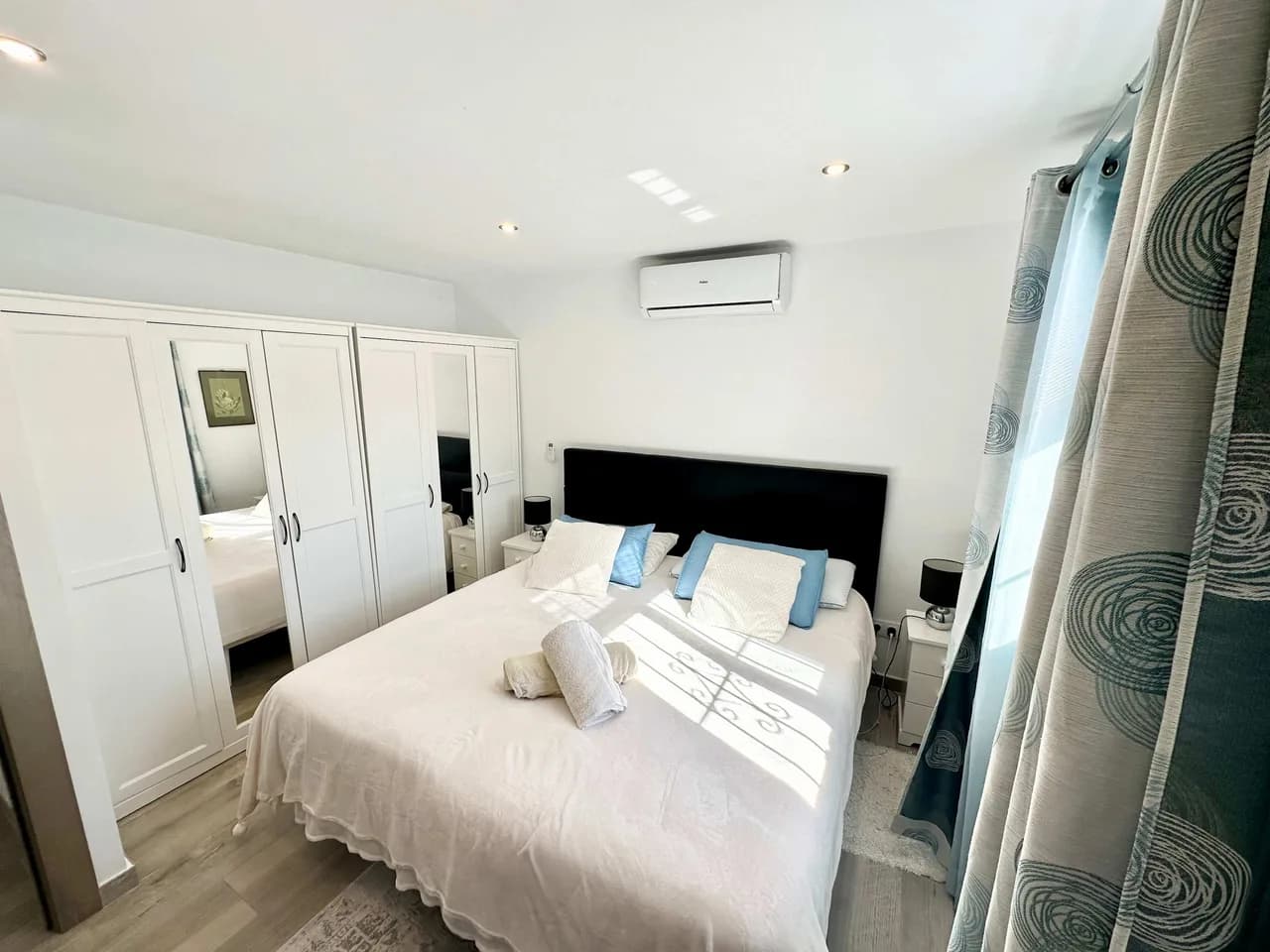 Air-Conditioned Villa with Pool in Moraira, Costa Blanca photo 5
