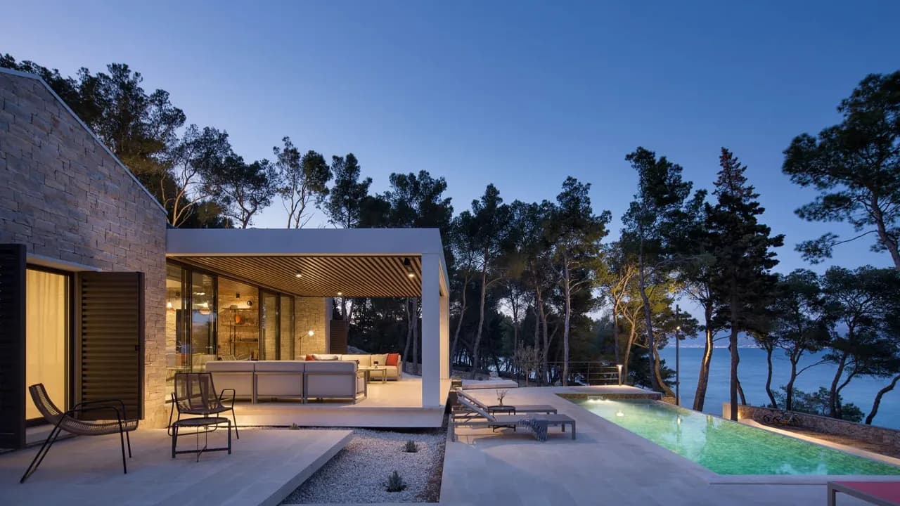 Luxurious Beachfront Haven in Croatia photo 5
