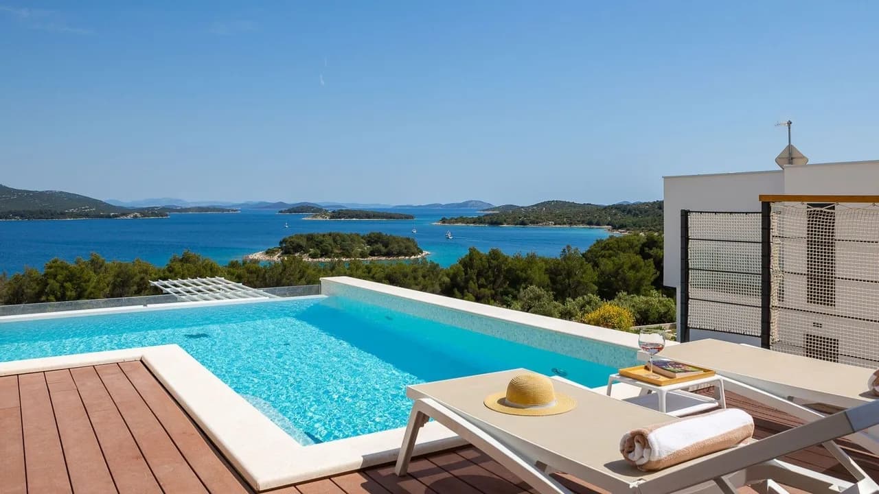Premium Beachfront Getaway in Murter photo 5