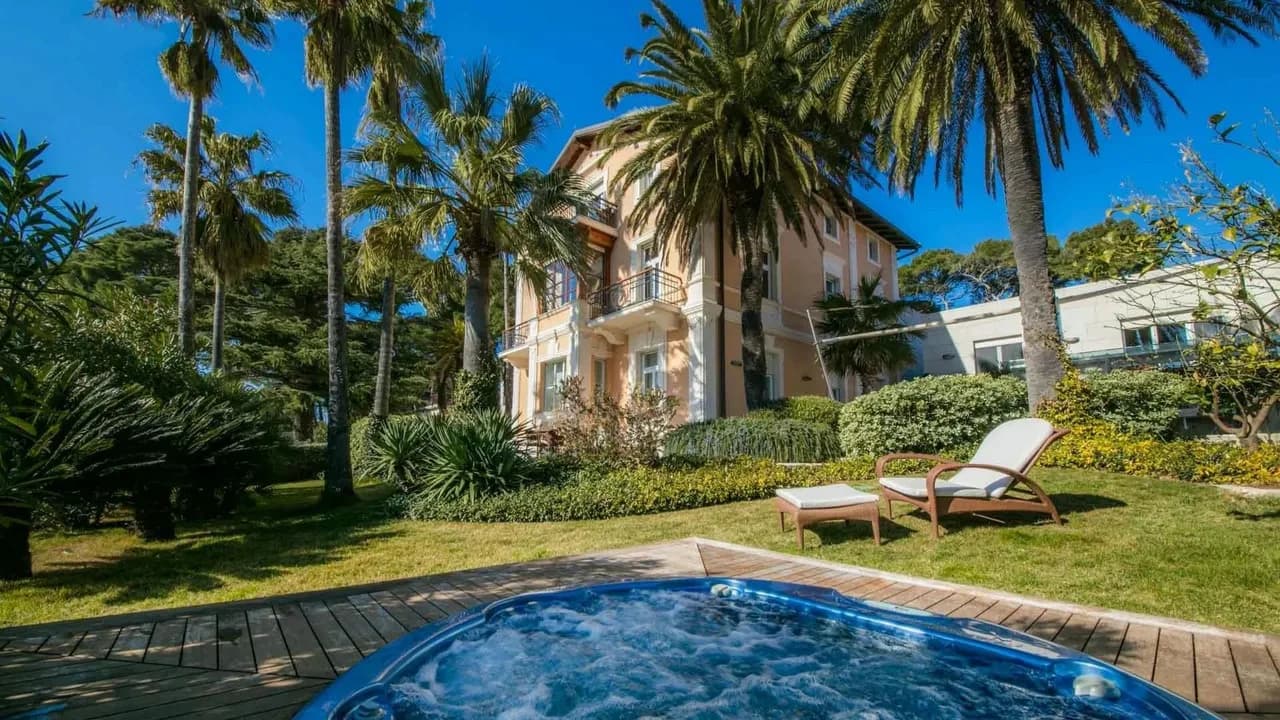 Unmatched Luxury in Čikat Bay