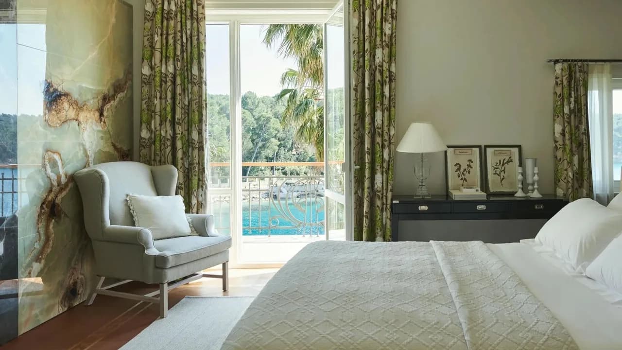 Unmatched Luxury in Čikat Bay photo 3