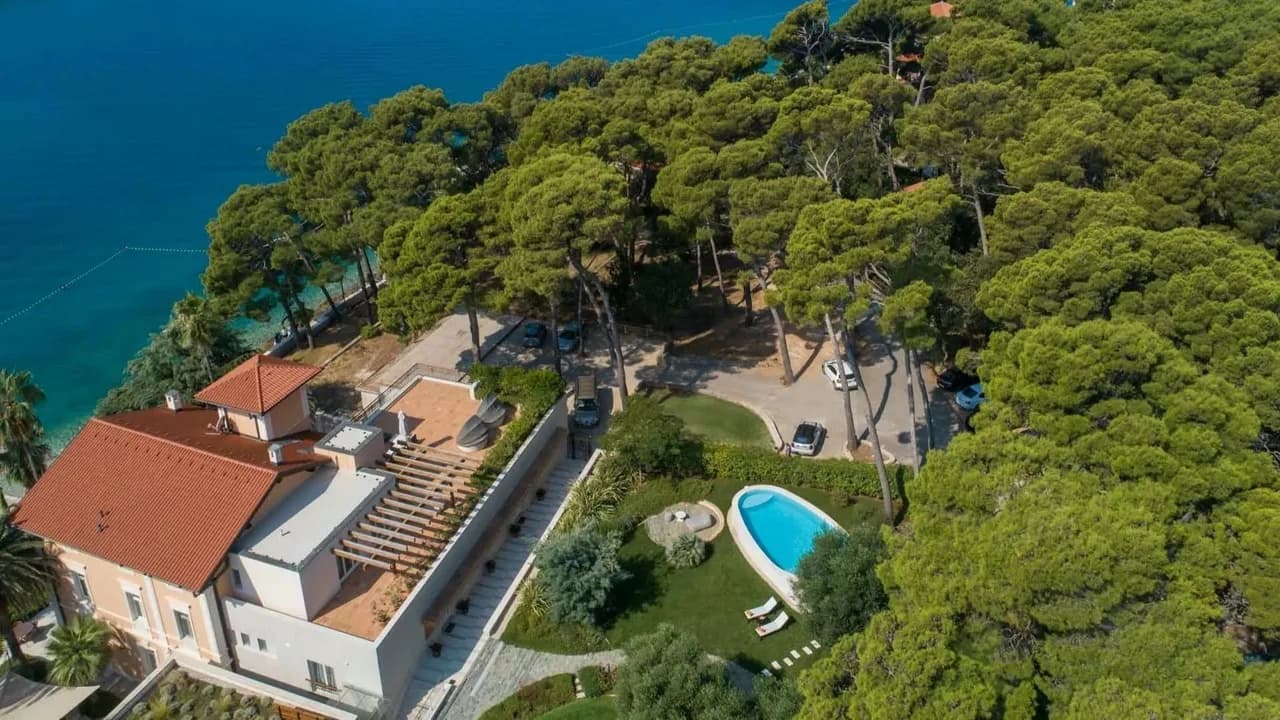 Unmatched Luxury in Čikat Bay photo 5