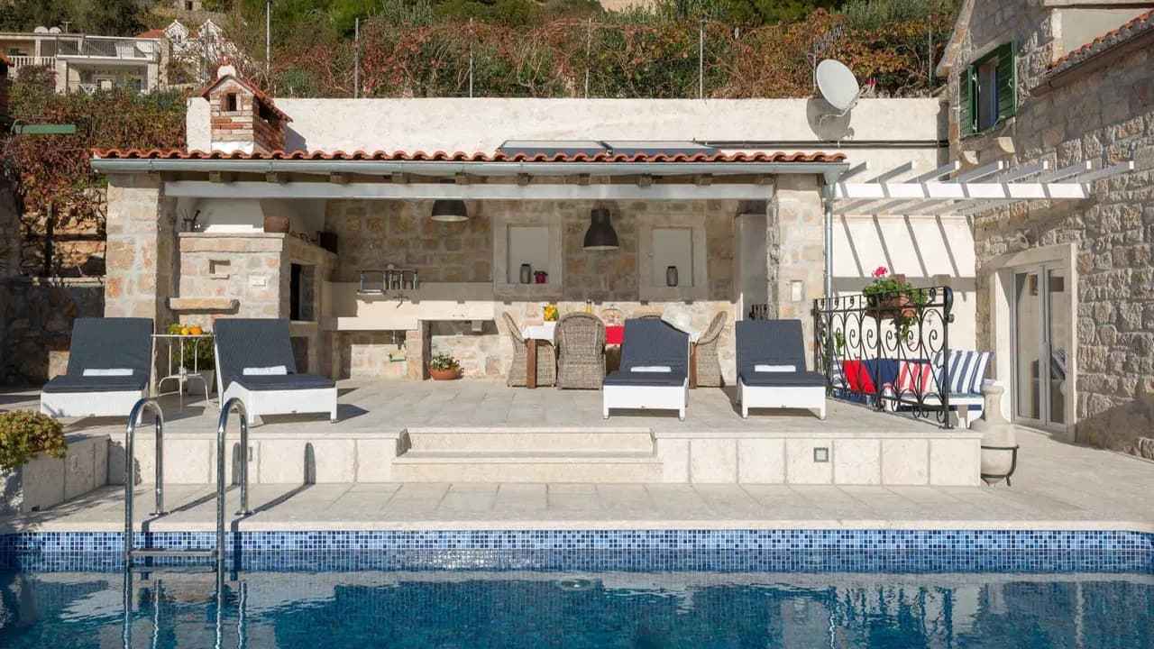 Exclusive Private Pool Villa in Murvica photo 4