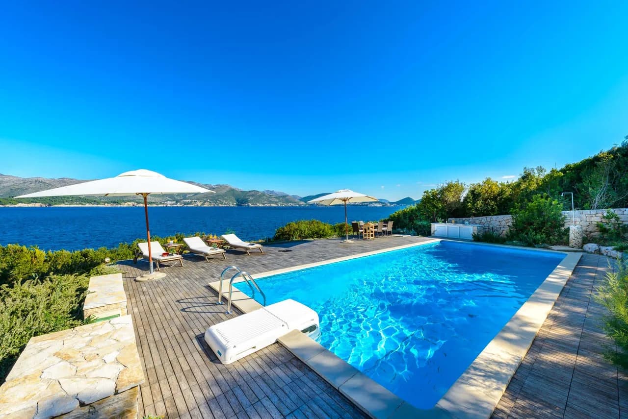 Serene Island Getaway Near Dubrovnik photo 2