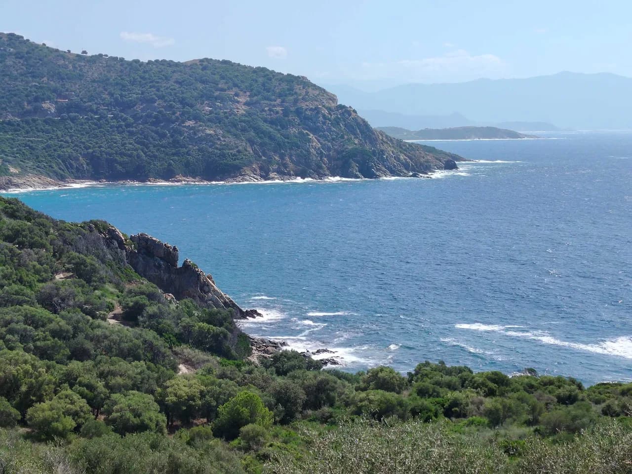 Beachfront Four Bedroom Villa in Nepita, France photo 4