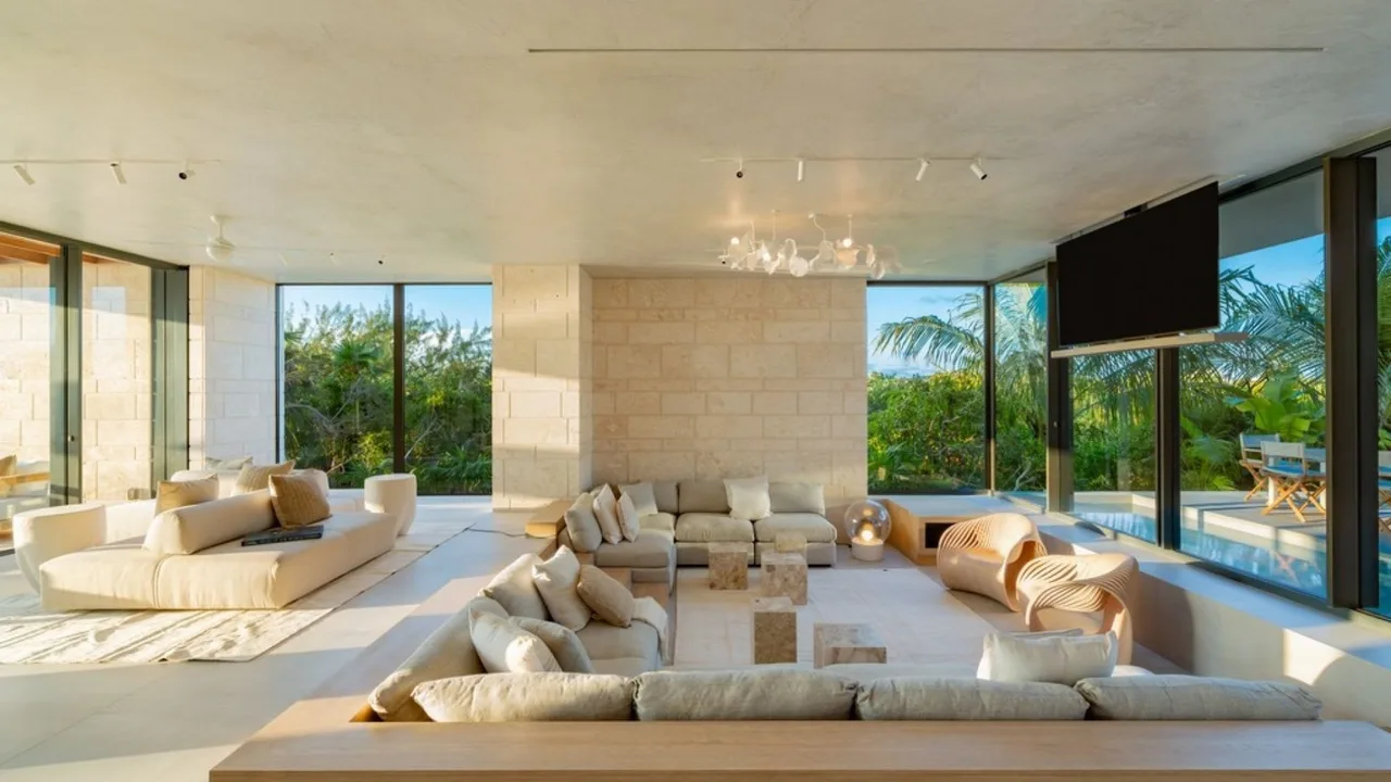 Serene Beach Villa With Heated Pools photo 2