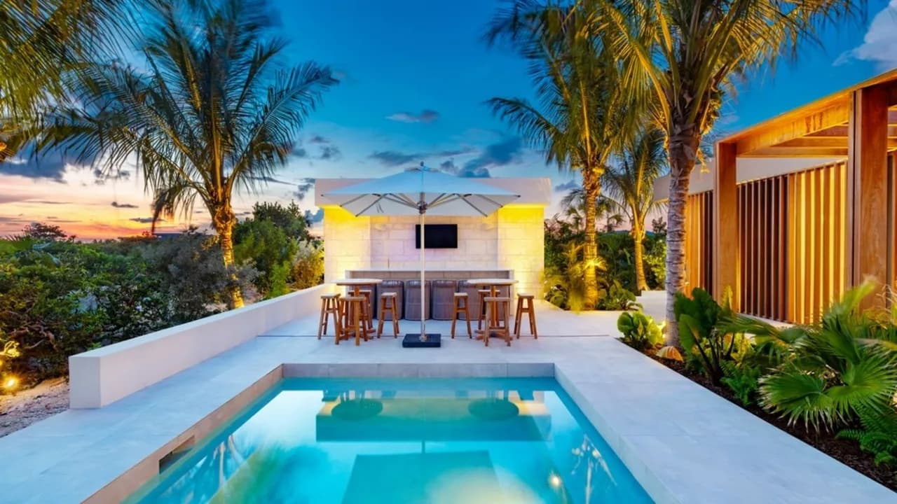 Serene Beach Villa With Heated Pools photo 5