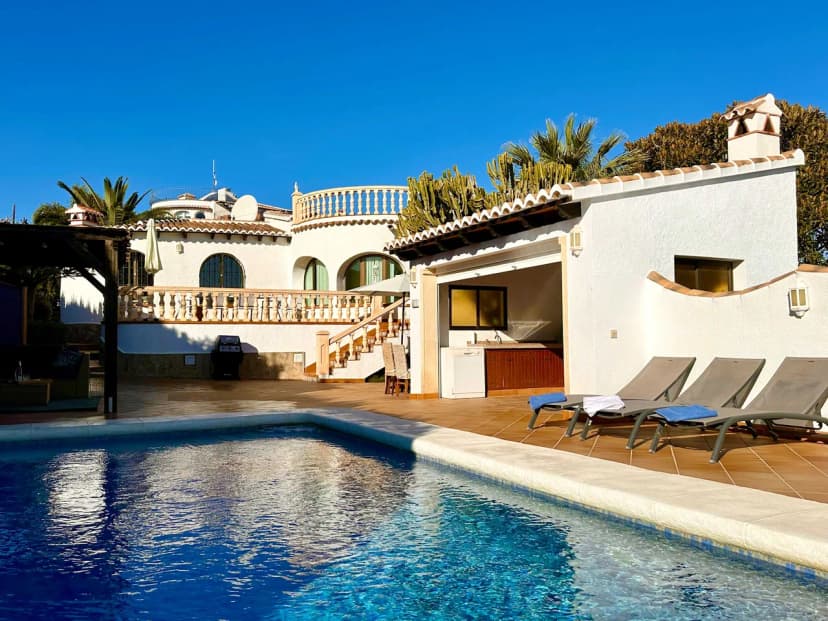 3 bedroom Villa with private pool in Javea