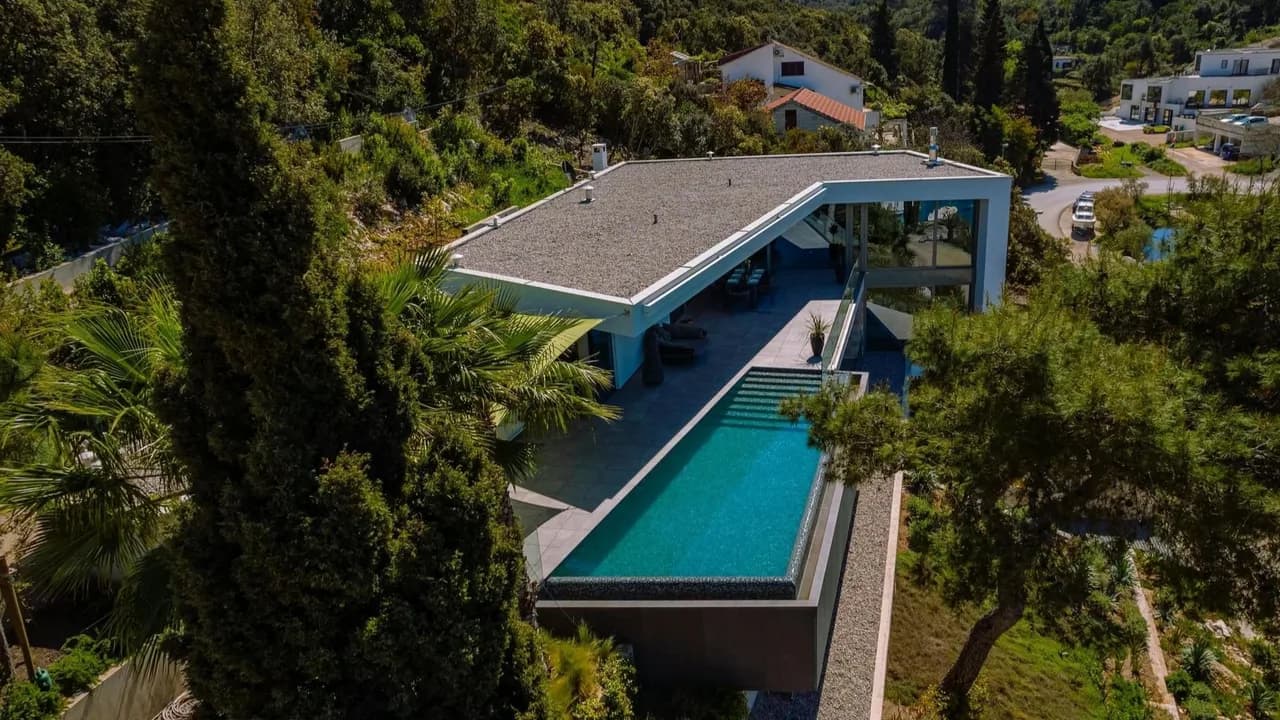 Unmatched Comfort and Coastal Beauty photo 5