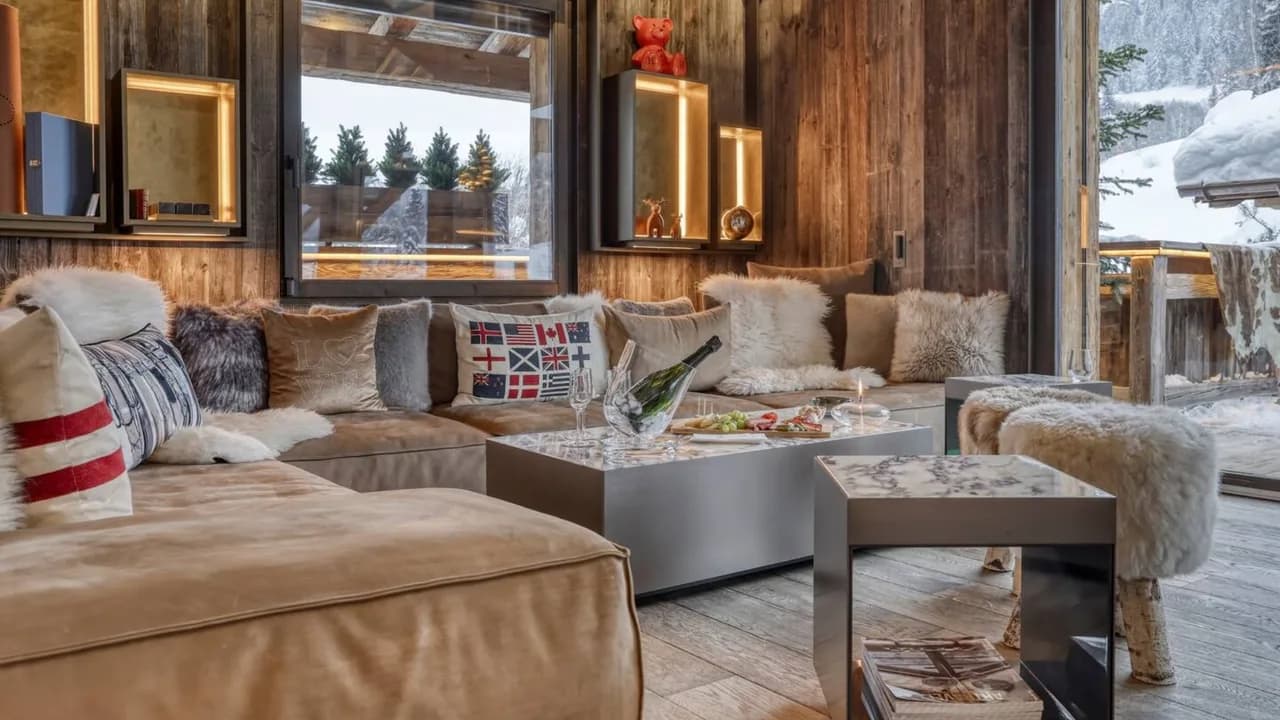 Secluded Mountain Escape in Megève photo 2