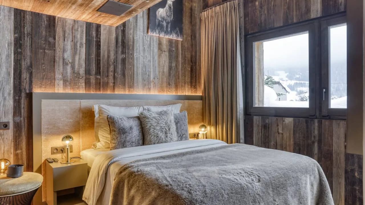 Secluded Mountain Escape in Megève photo 4