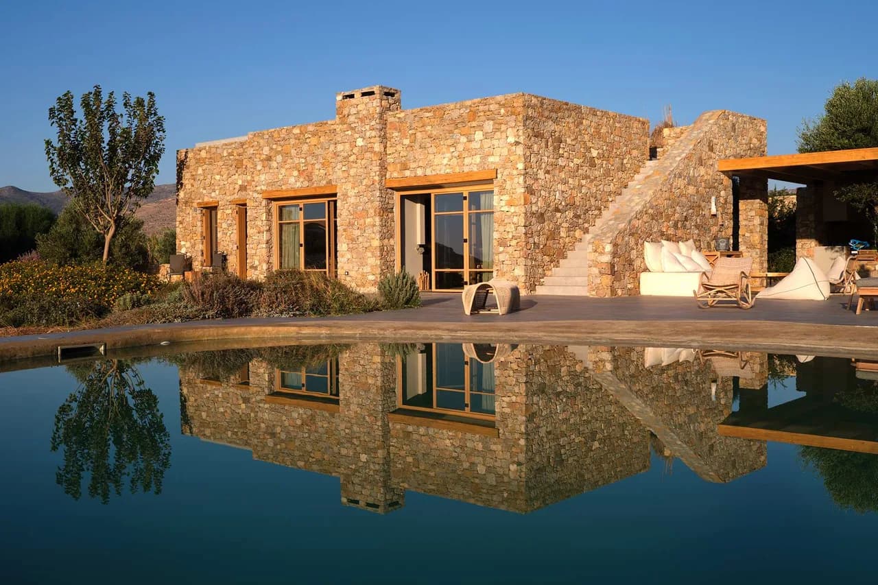 Charming Stone-built Countryside Retreat