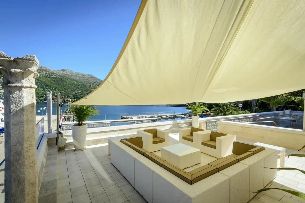 Elegant Historic Villa With Modern Amenities photo 4