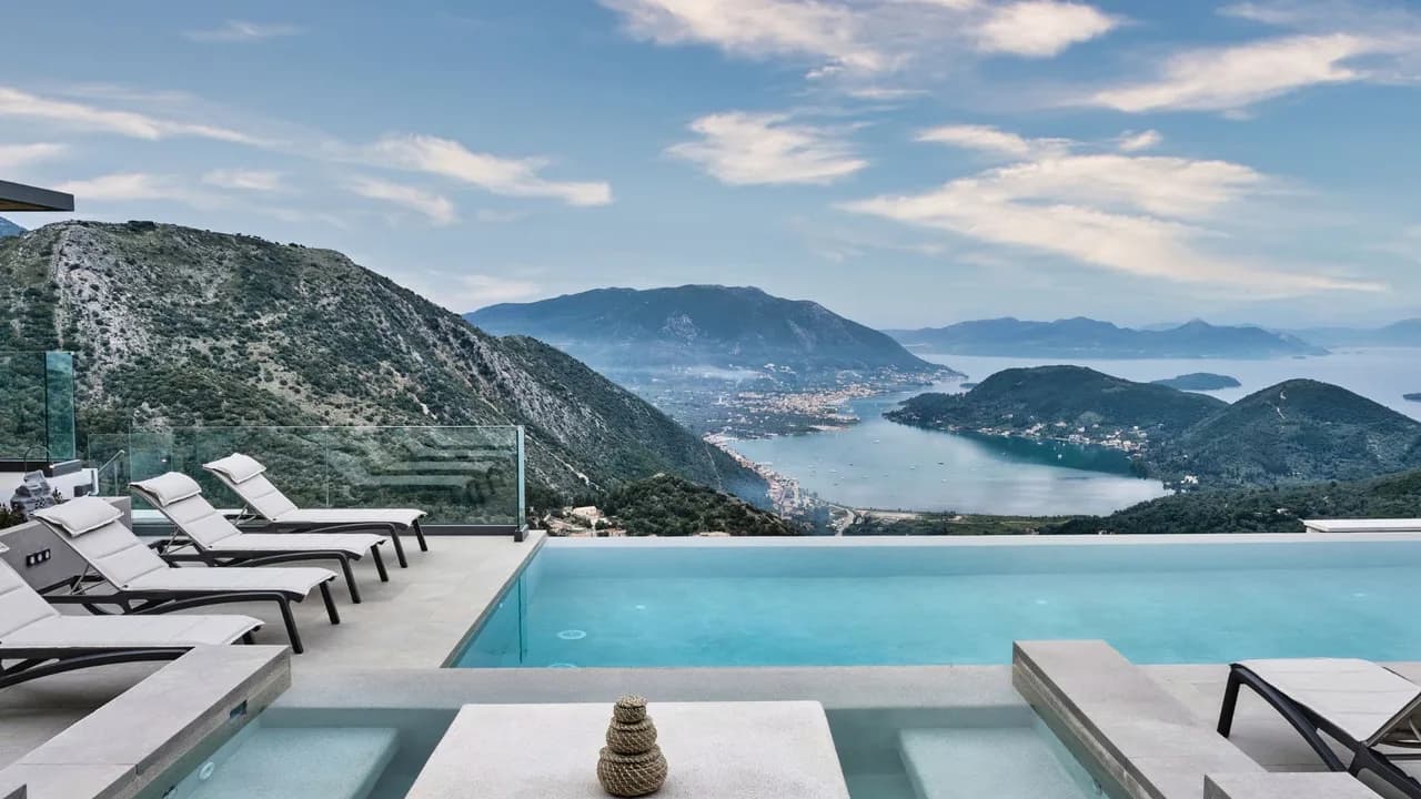 Unparalleled Serenity Overlooking Ionian Sea photo 4