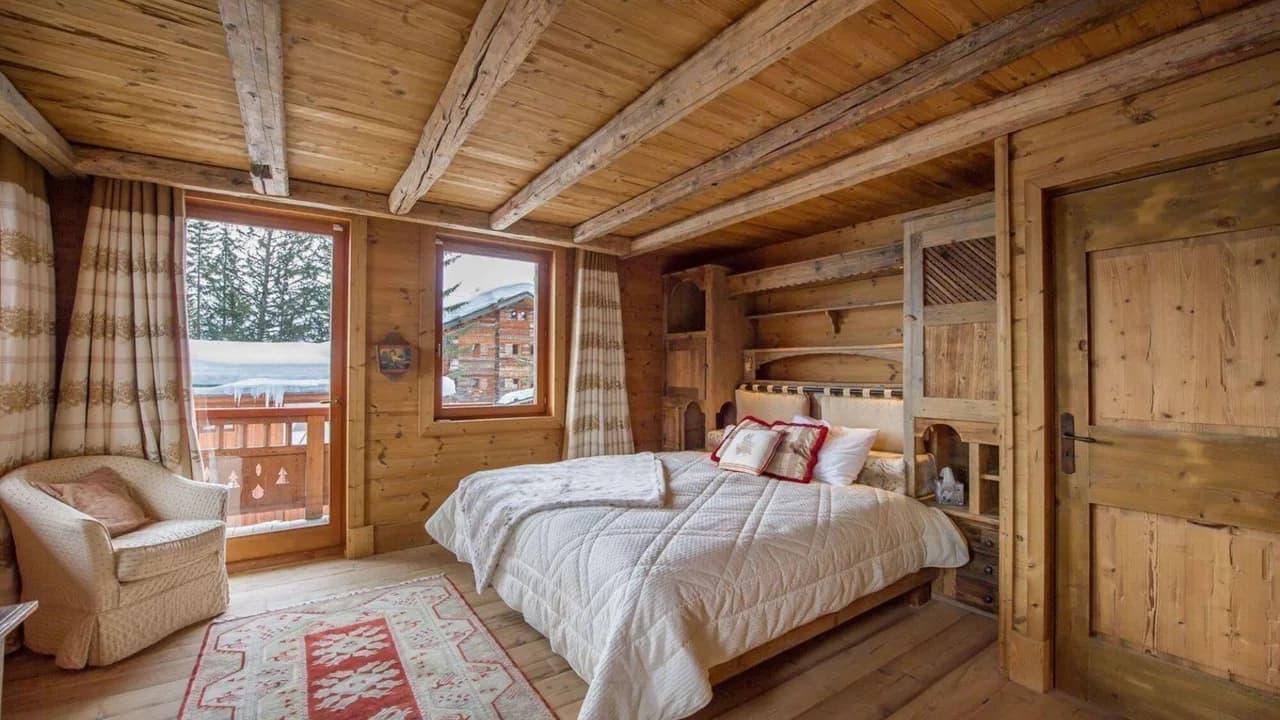 Luxury Chalet With Jacuzzi and Sauna photo 2