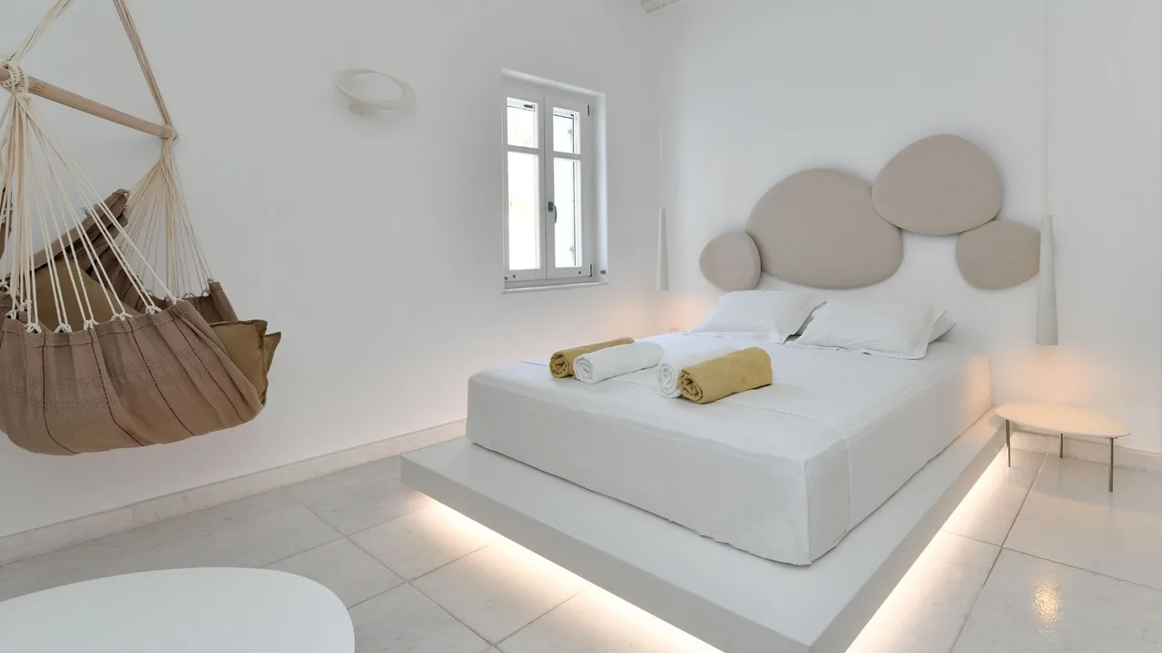 Relaxing Getaway Near Paros Beaches photo 3