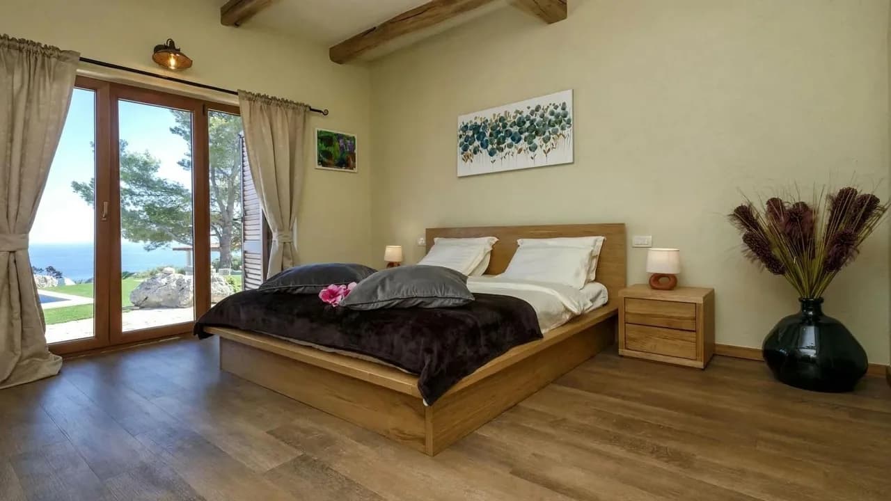 Spacious Villa Surrounded by Olive Groves photo 3