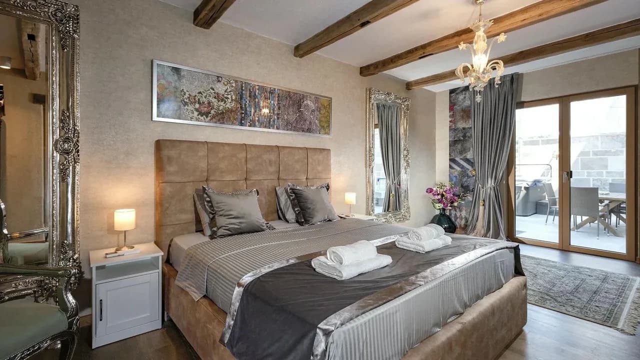 Hvar Luxury With Venetian Chandeliers photo 3