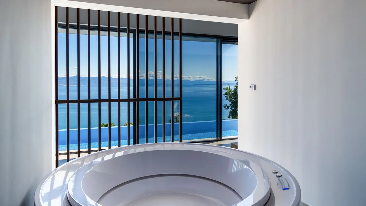 Luxurious Accommodation Near Medveja Beach photo 4