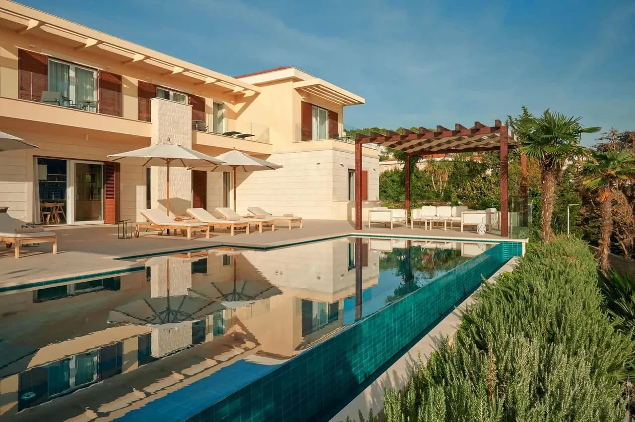 Luxury Hideaway With Personalized Service photo 4