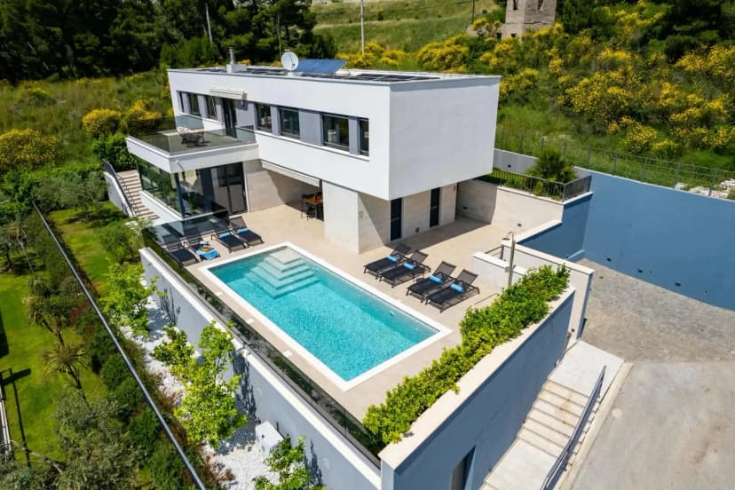 Panoramic Views From Heated Pool Villa