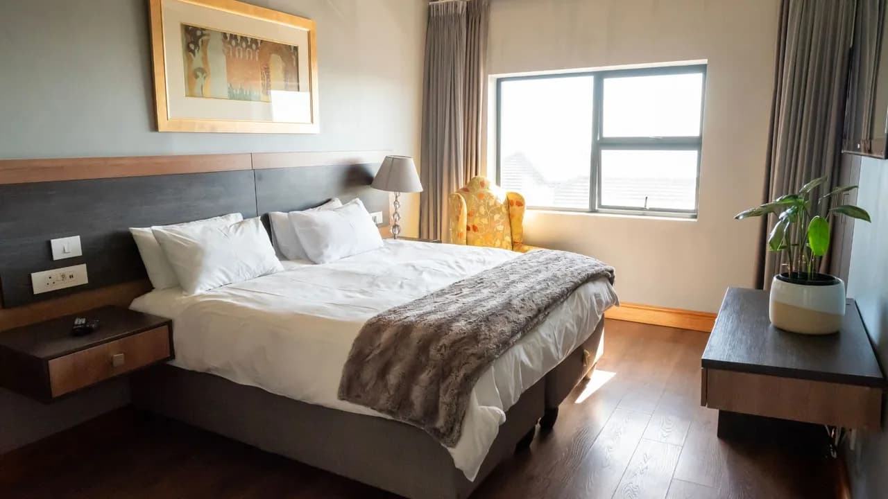 Oceanfront Living in Green Point photo 3