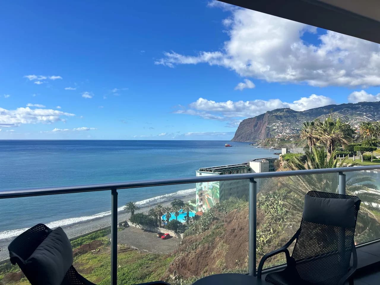 Ocean View Two Bedroom Apartment in Funchal, Madeira photo 3