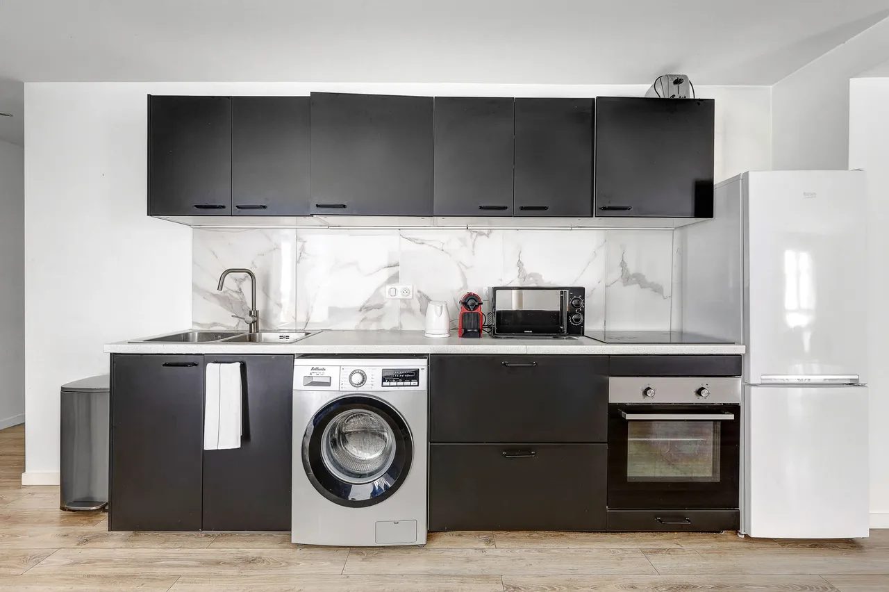 Family-Friendly Four Bedroom Home in Paris photo 4