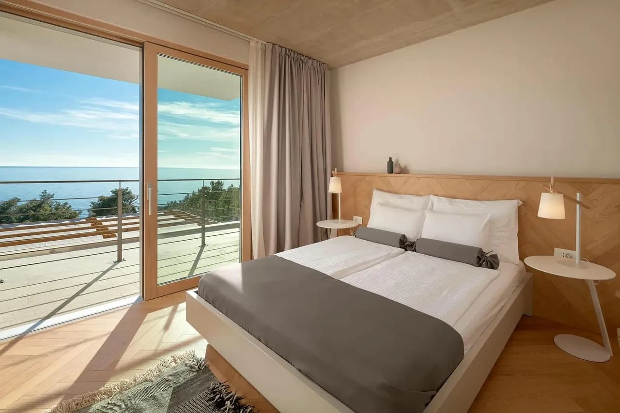 Elegant Villa With Breathtaking Sea Views photo 3