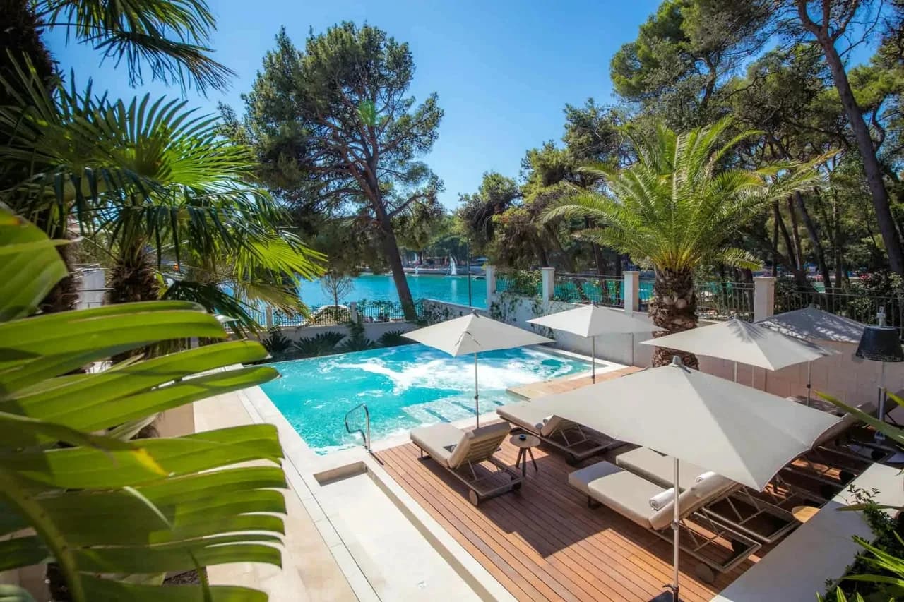 Elegant Villa With Sea View Terrace photo 5