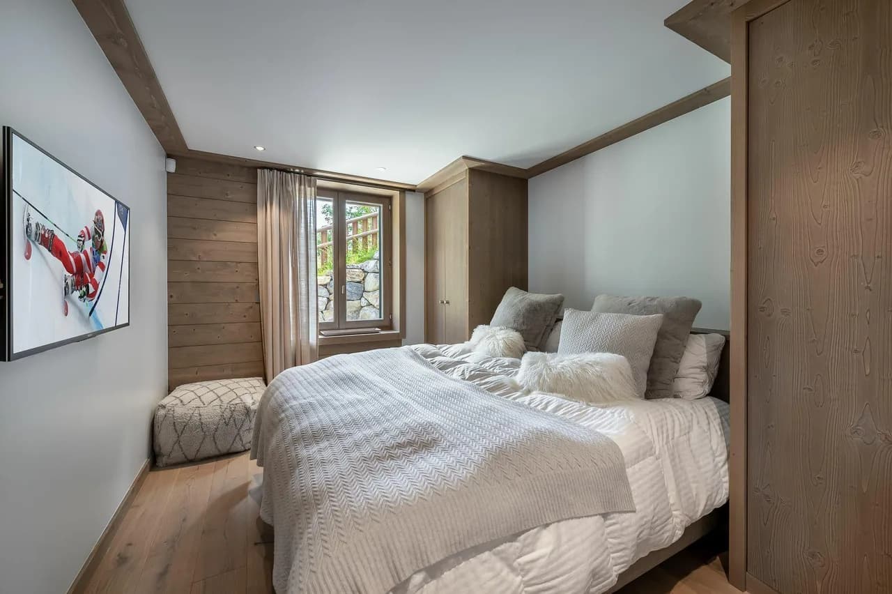 Refined Courchevel Chalet With Private Cinema photo 2