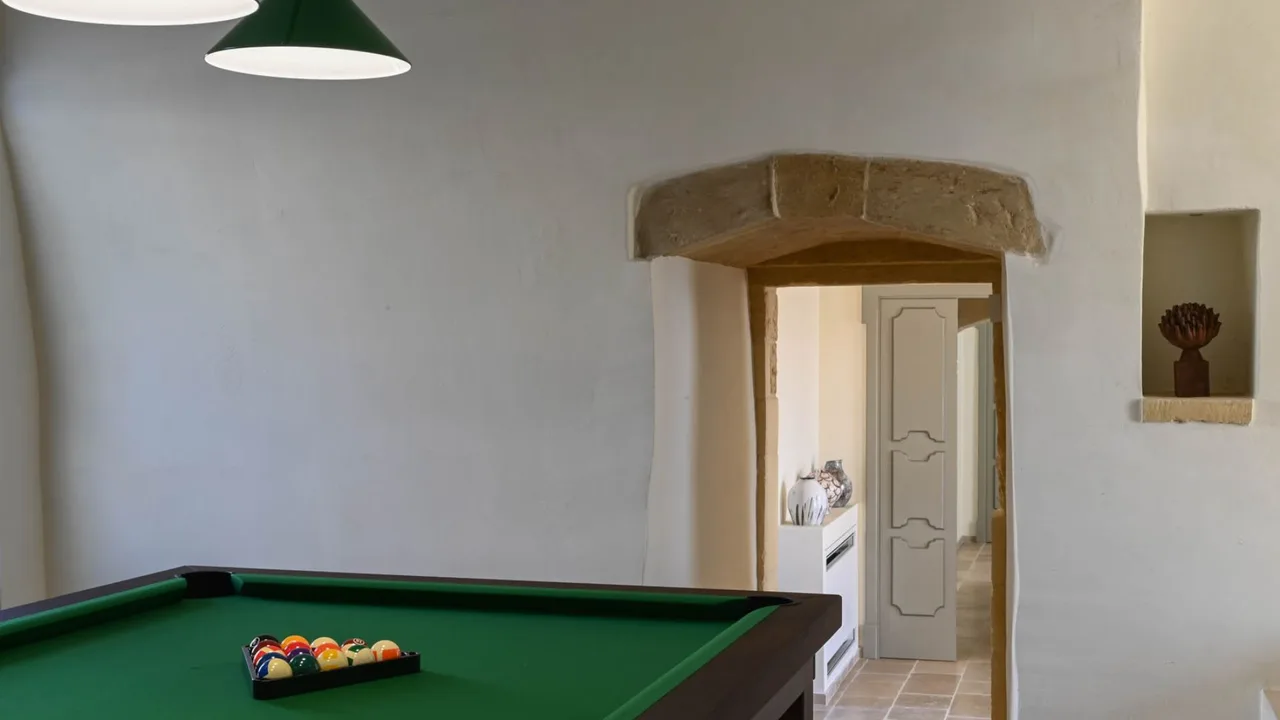 Exclusive 10BR Villa With Pool and Spa Access photo 4