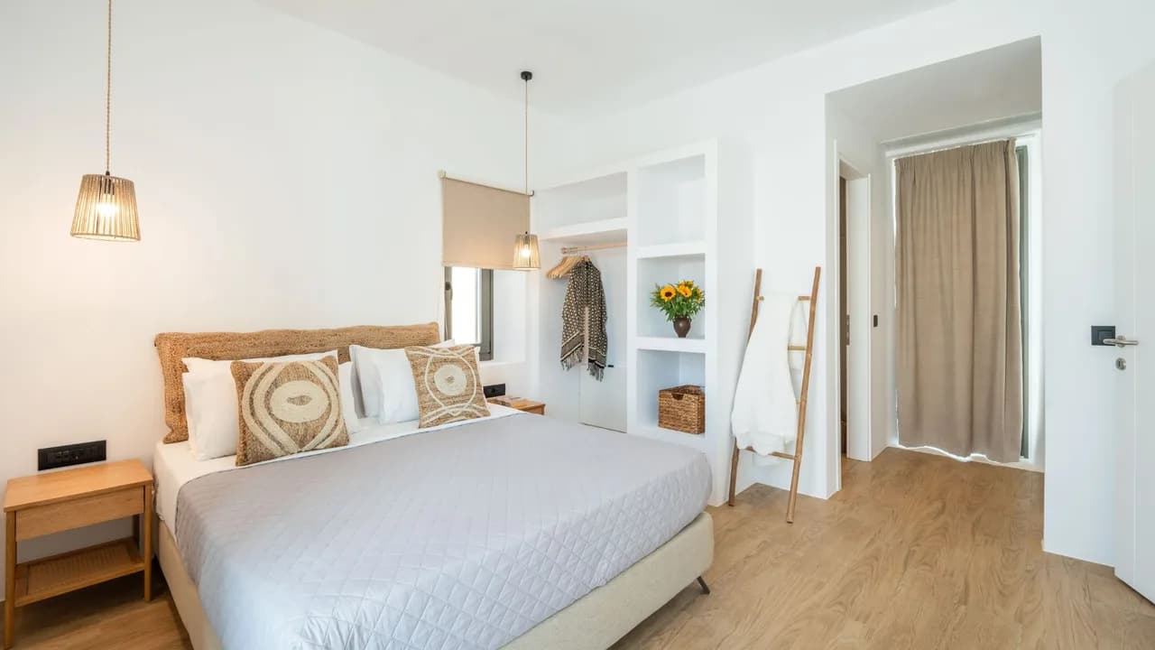 Exclusive Villa Overlooking Mykonos Town photo 3