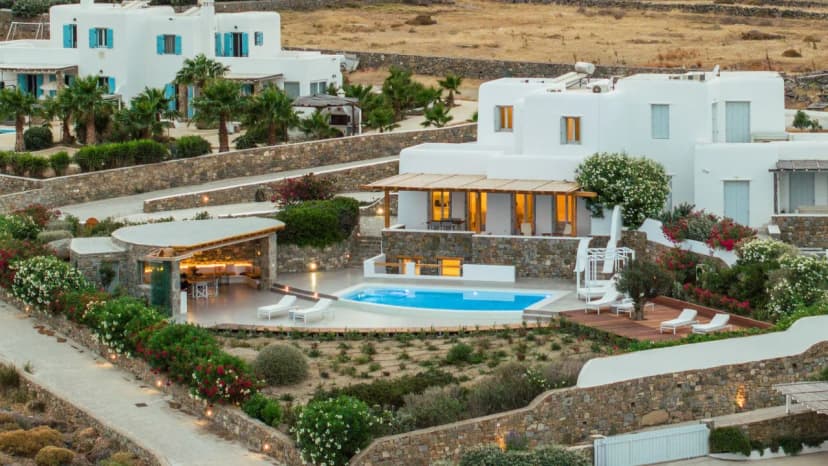 Serene Villa Near Kalafatis Beach