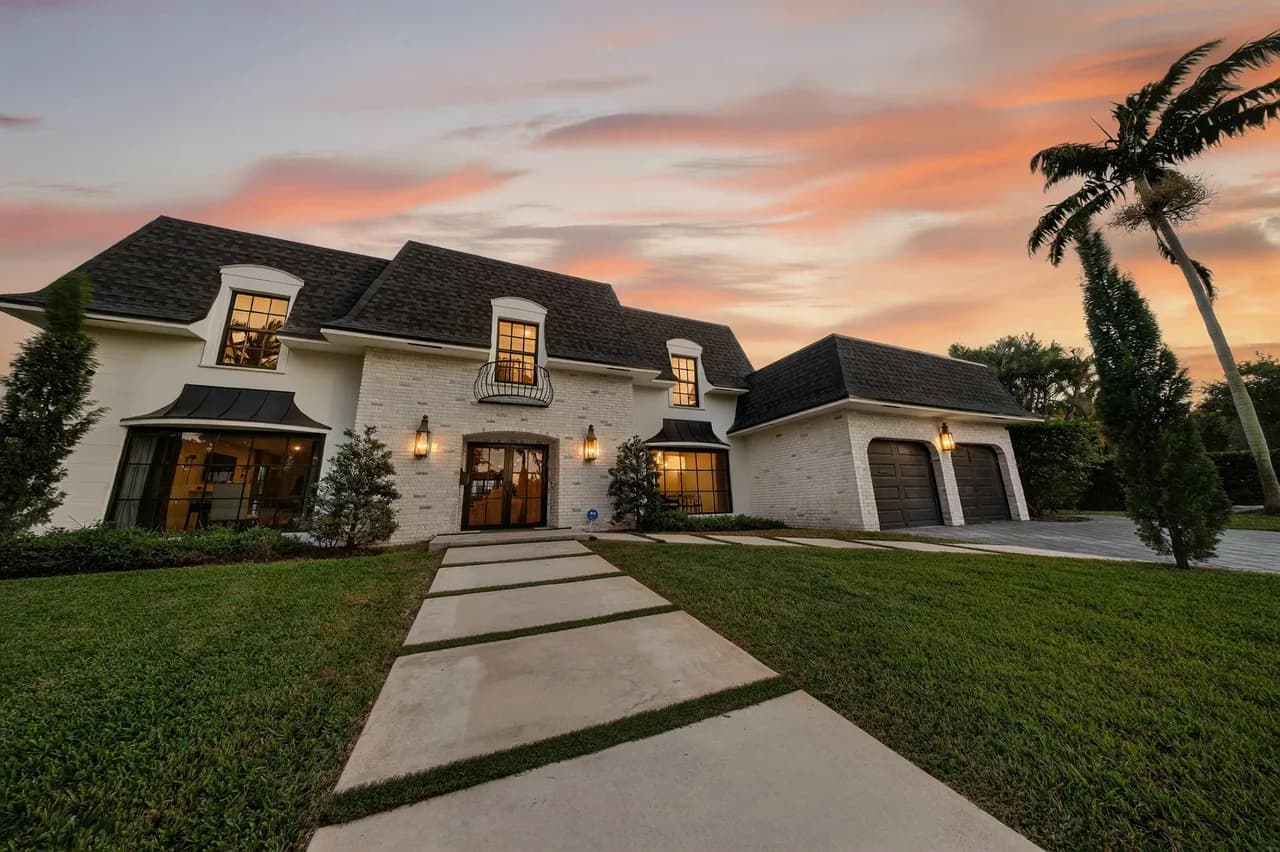 Modern Golf Course Villa in Fort Lauderdale