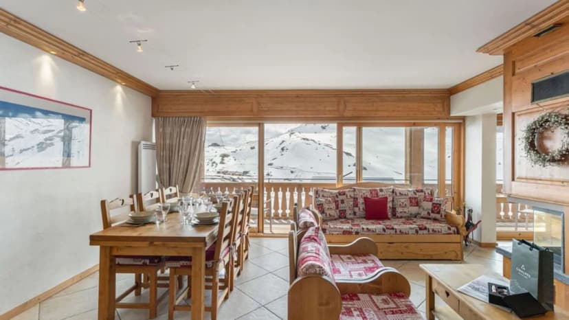 Val Thorens Chalet With Fireplace