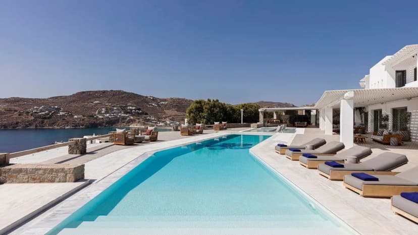 Charming Mykonos Villa With Infinity Pool