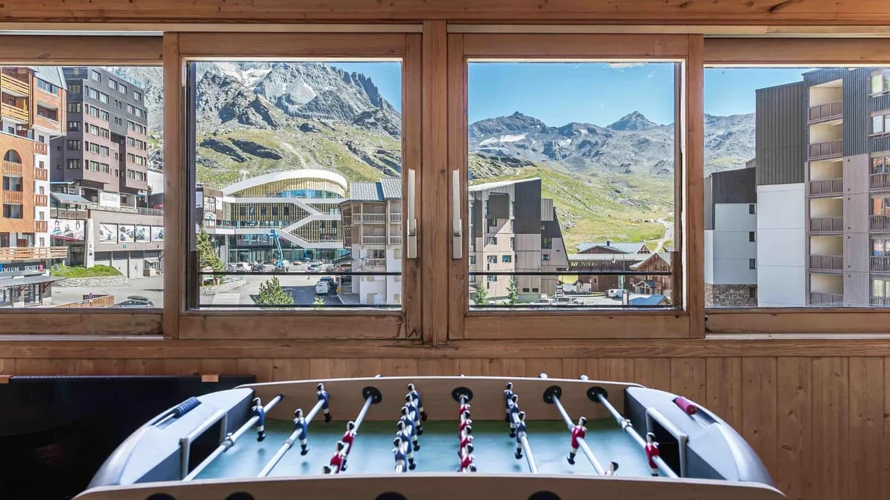 Alpine Getaway With Stunning Views photo 4