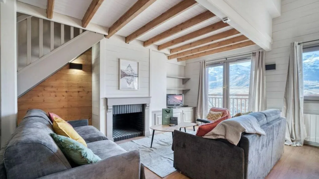 Charming Val Thorens Mountain Apartment photo 2