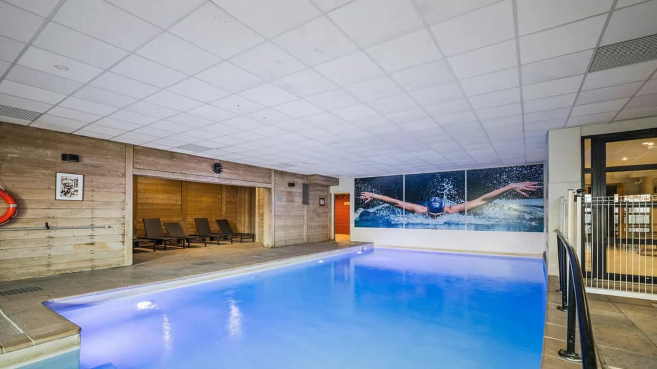 Luxury Mountain Hideaway With Pool photo 4