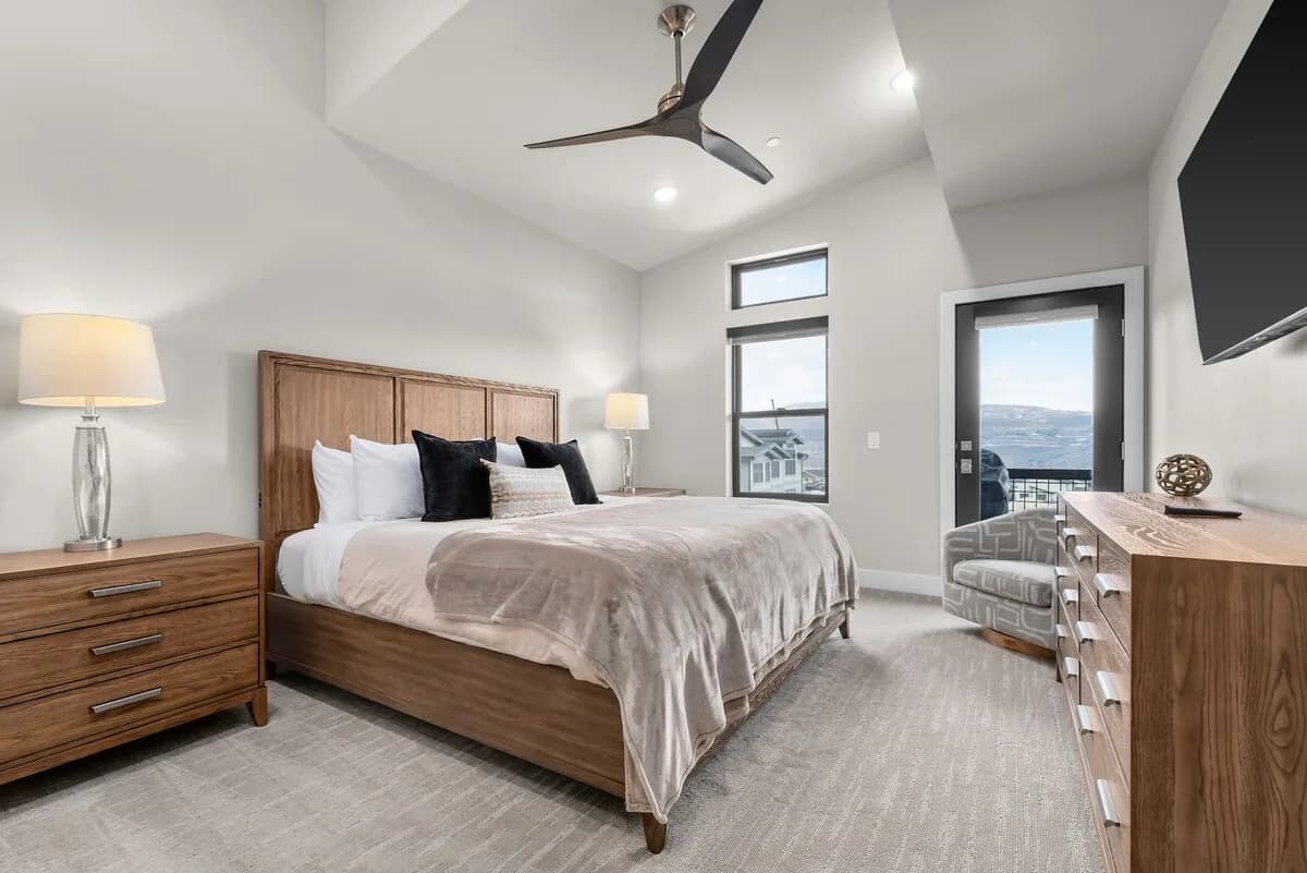 Ski-In Ski-Out Condo in Park City Utah photo 2