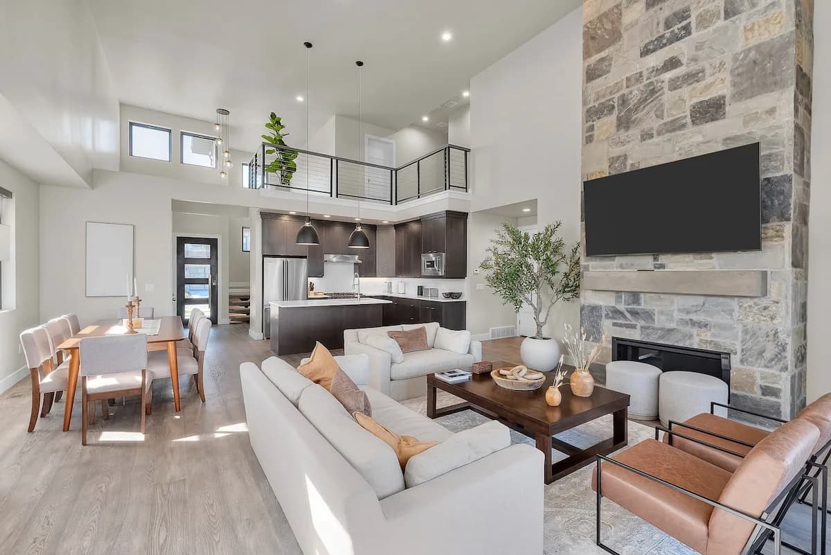 Ski-In Ski-Out Five Bedroom Condo in Park City photo 2
