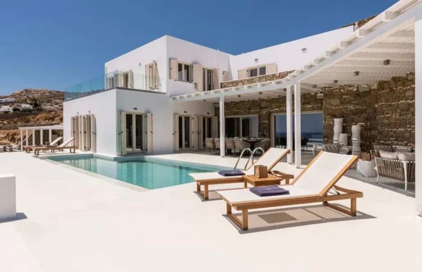 Elegant Seaside Villa With Private Pool
