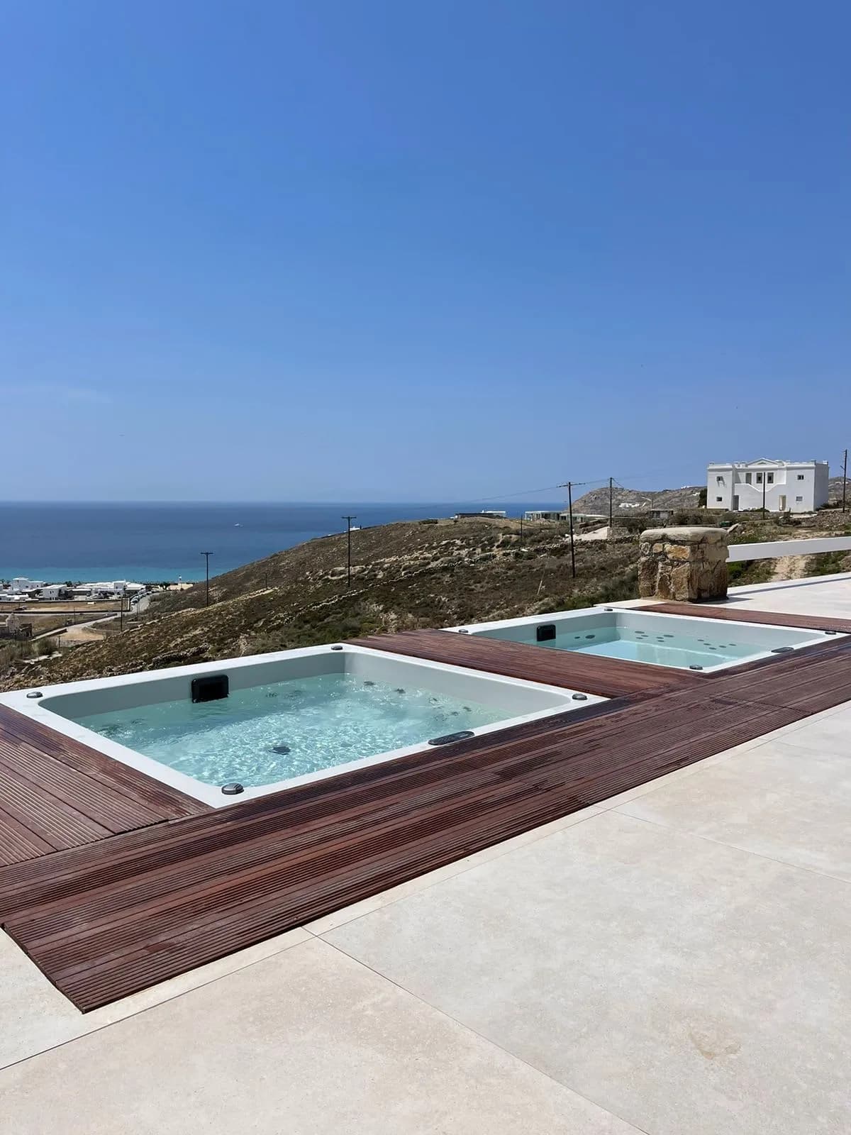 Elegant Seaside Villa With Private Pool photo 4
