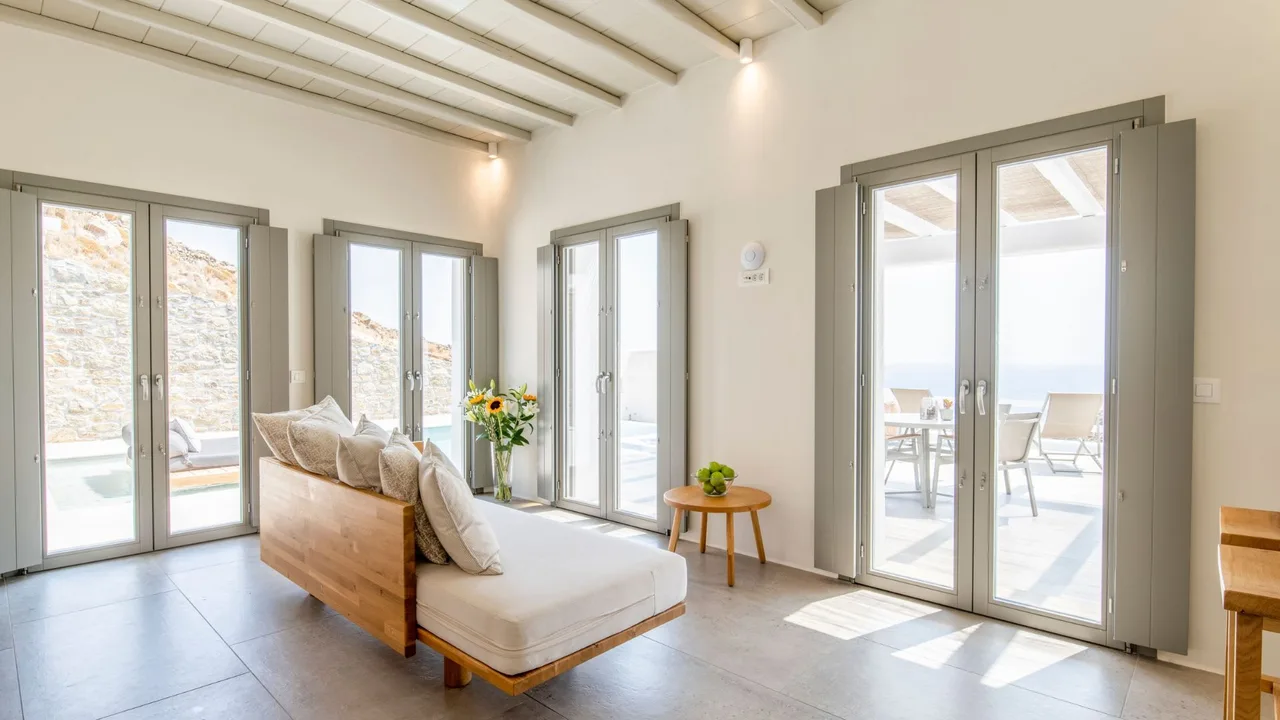 Modern Mykonos Complex With Jacuzzis photo 2